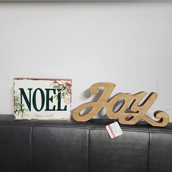 Lot of two Wooden Christmas Table Decor - Picture 1 of 7
